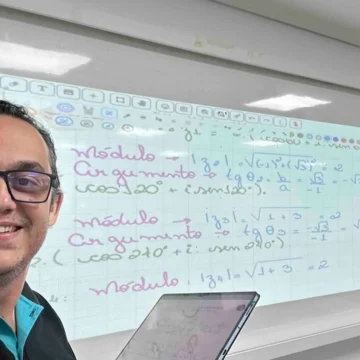 Análise Combinatória - Lista de Exercícios Avançada